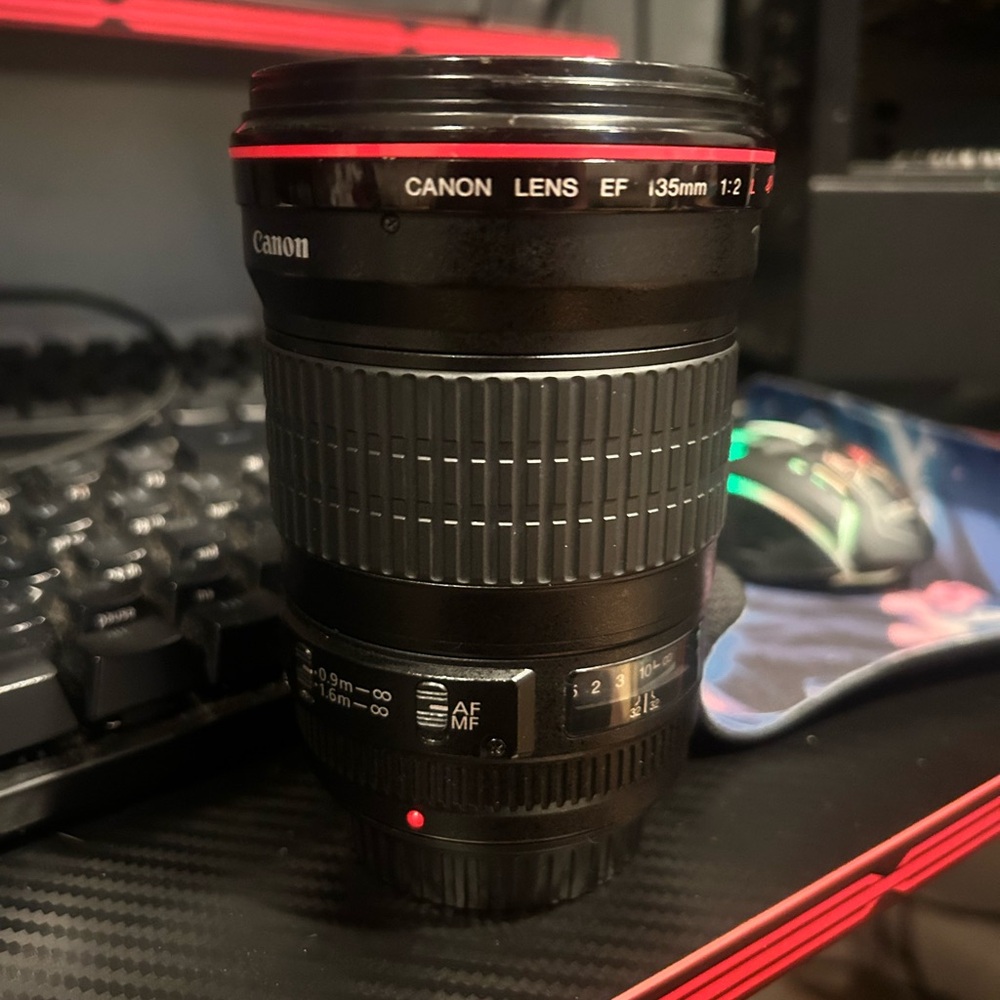 Canon Black L-Series Telephoto Lens